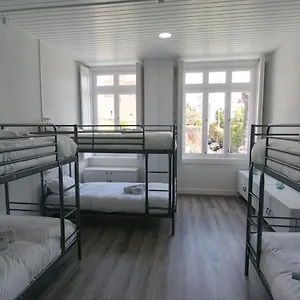Change The World - Cascais - Hostel Estoril